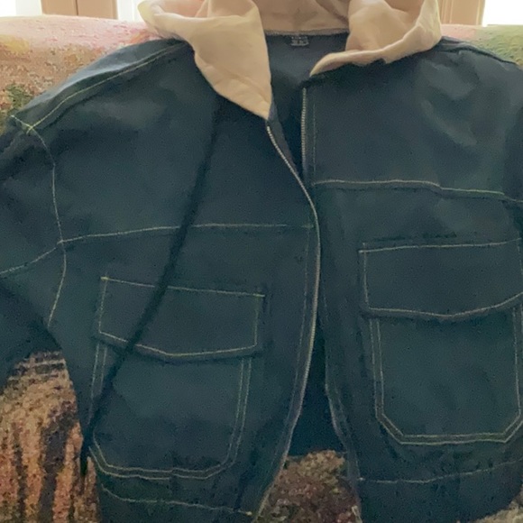Brand new blue Jean jacket - Picture 1 of 3